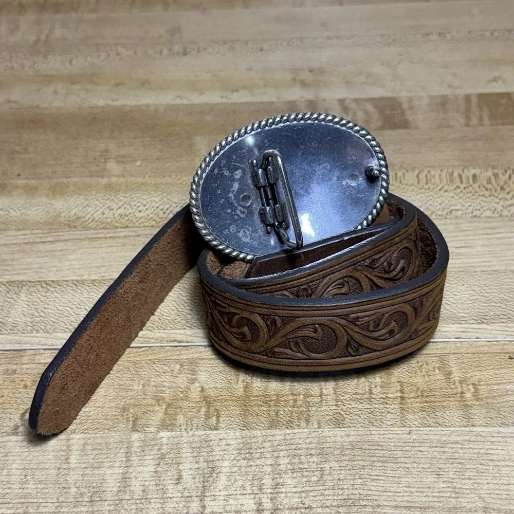 Justin Boots Tooled Leather Trophy Heart Belt Buckle 815BD Kids Size 20 Cowgirl